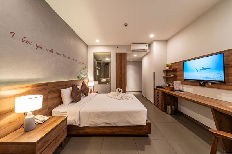 Thanh Long Hotel - Bach Dang, Ho Chi Minh City, Vietnam