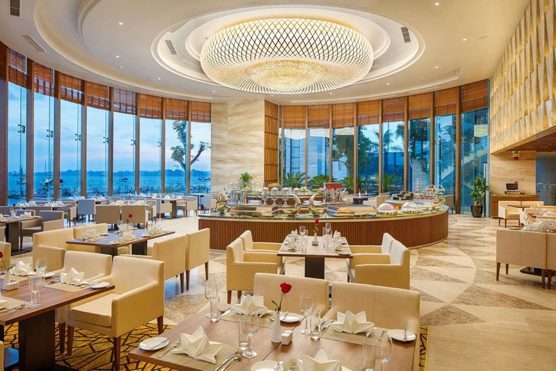 Wyndham Legend Halong, Ha Long, Vietnam