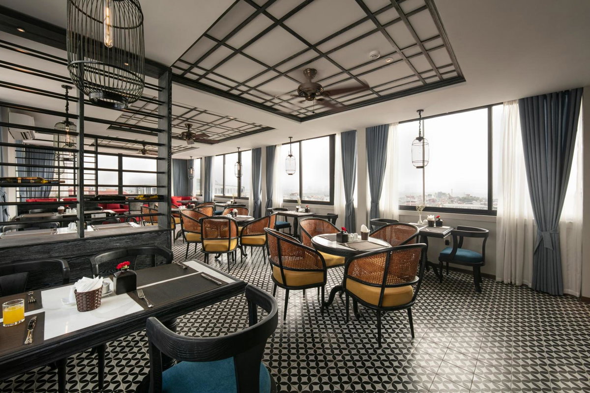Hôtel · Shining Central Hotel & Spa, Hanoï