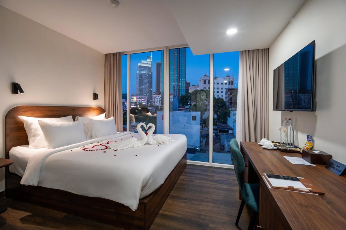 Hôtel · Hato Saigon Boutique Hotel & Rooftop, Nha Be