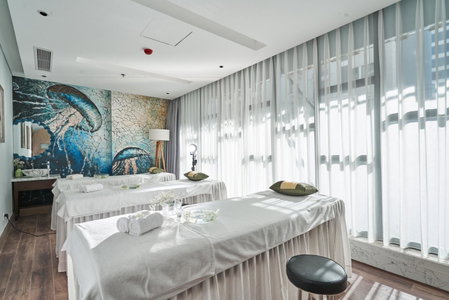 Sofiana My Khe Hotel & Spa - Rooftop Pool Bar - Free 01 Draught Beer and 20-minute Spa per Room, Da Nang, Vietnam