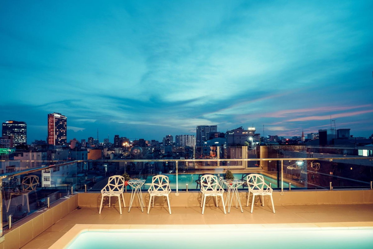 Prague Hotel, Vietnam