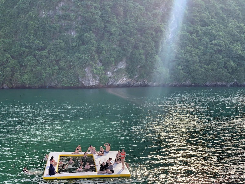 V'Spirit Cruises, Hạ Long, Việt Nam