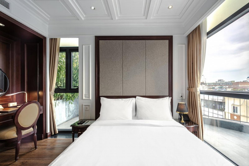 A25 Premium Hotel - 18 Nguyễn Hy Quang, Hanoi, Vietnam