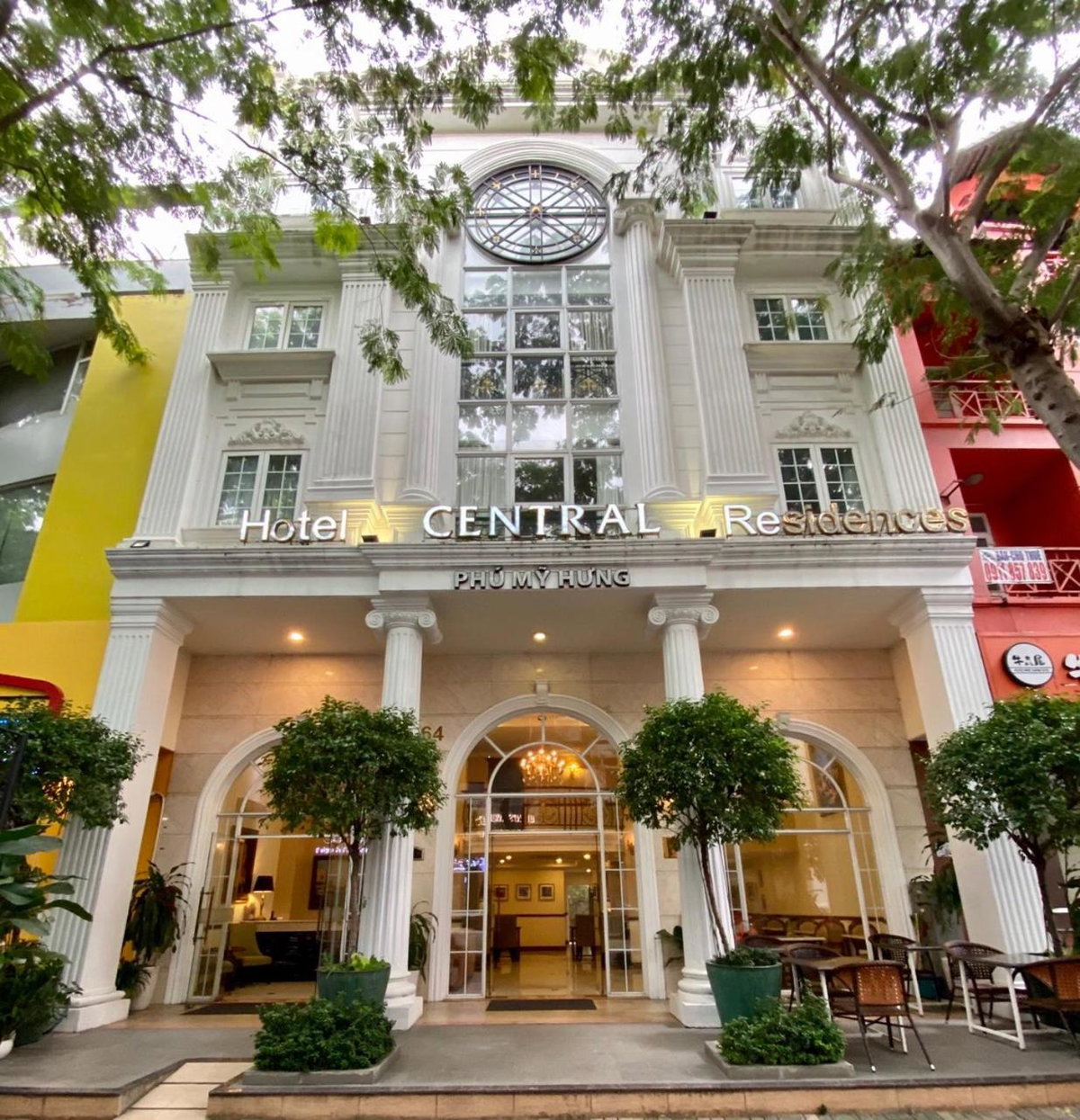 Hotel · Central Hotel & Residences Swimming Pool, Nha Be