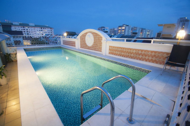 Central Hotel & Residences Swimming Pool, Nhà Bè, Việt Nam