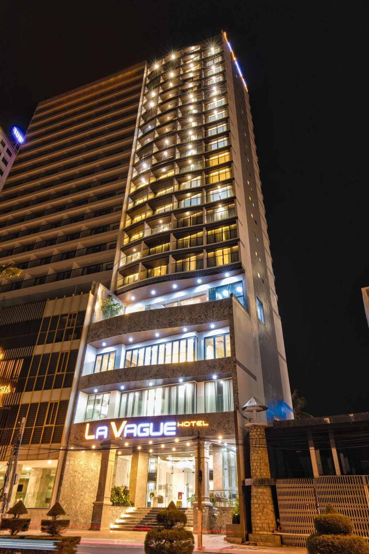 Отель · La Vague Hotel, Нячанг