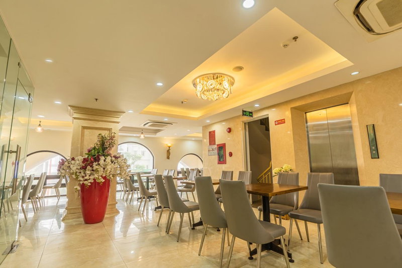 Royal Charm Hotel, Da Nang, Vietnam