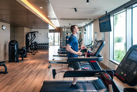 Holiday Inn Hotel & Suites Dubai Science Park by IHG, Dubai, United Arab Emirates