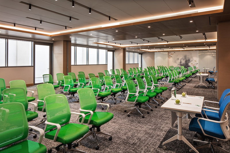 Holiday Inn Hotel & Suites Dubai Science Park by IHG, Dubai, United Arab Emirates