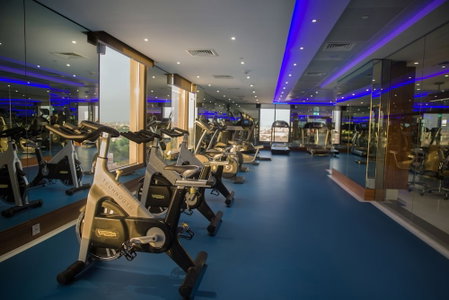 Ayla Grand Hotel, Ciudad de Al Ain, Emiratos Árabes Unidos