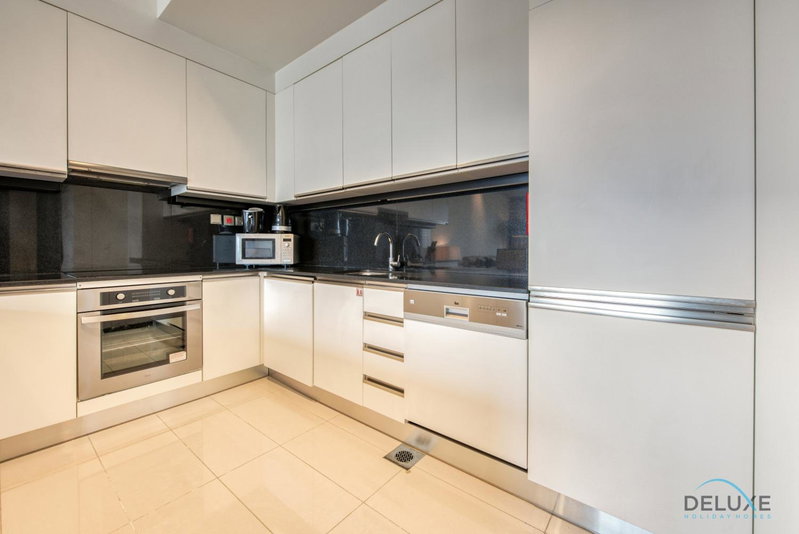 Exquisite 1BR at The Address Residences Dubai Marina by Deluxe Holiday Homes, Dubai, United Arab Emirates