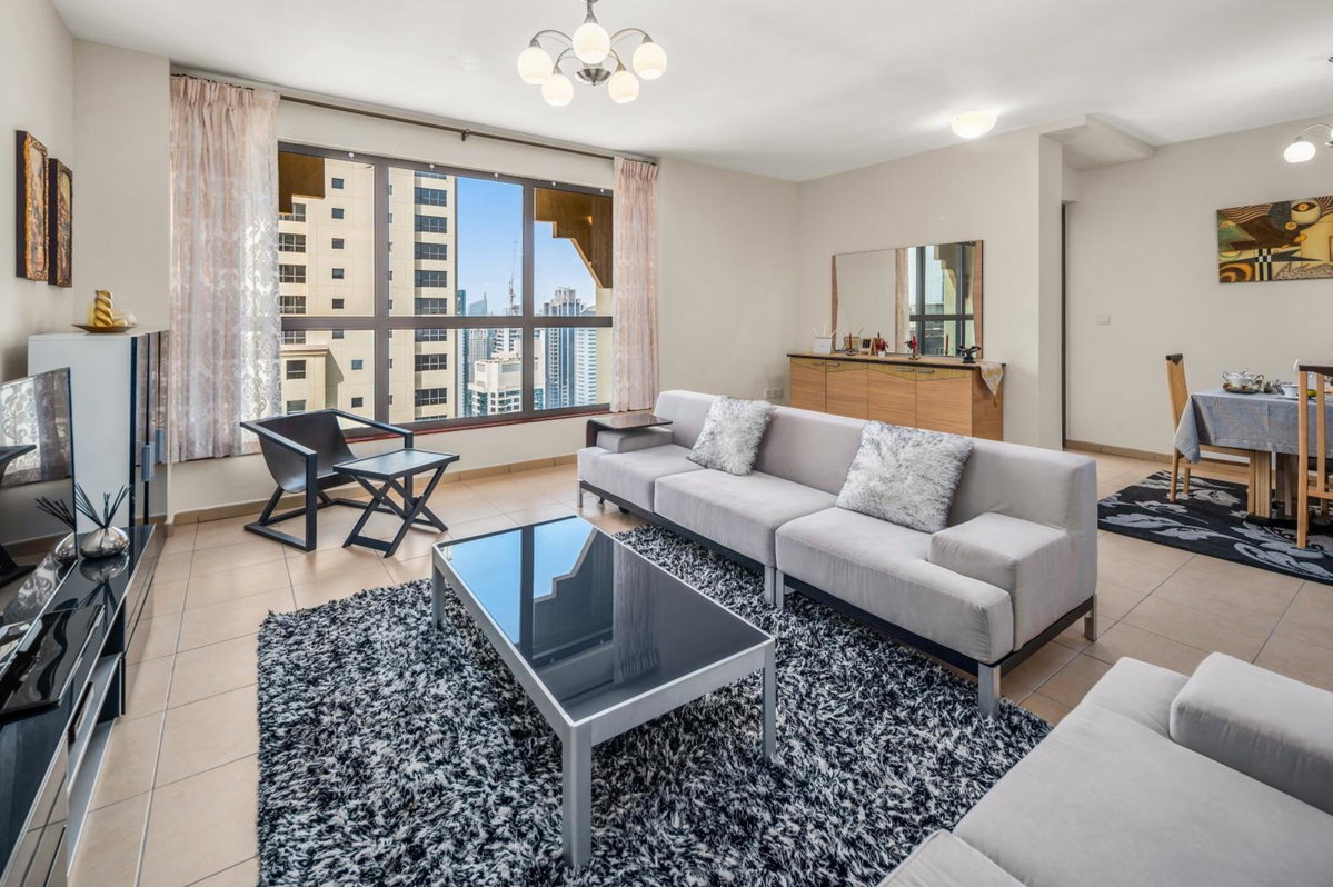 Hotel · Lovely 2-bed condo in JBR - 5 mins from beach - Palm View!, Dubái
