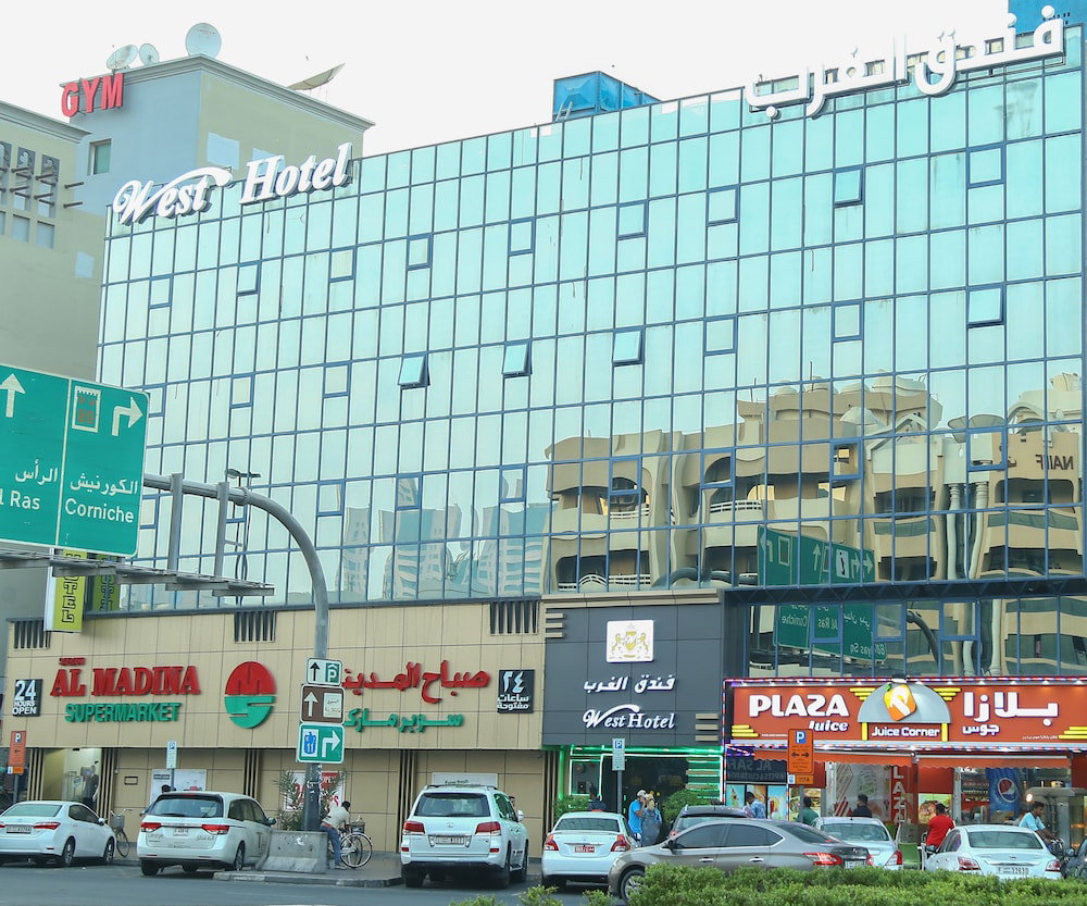 Отель · West Hotel, Шарджа