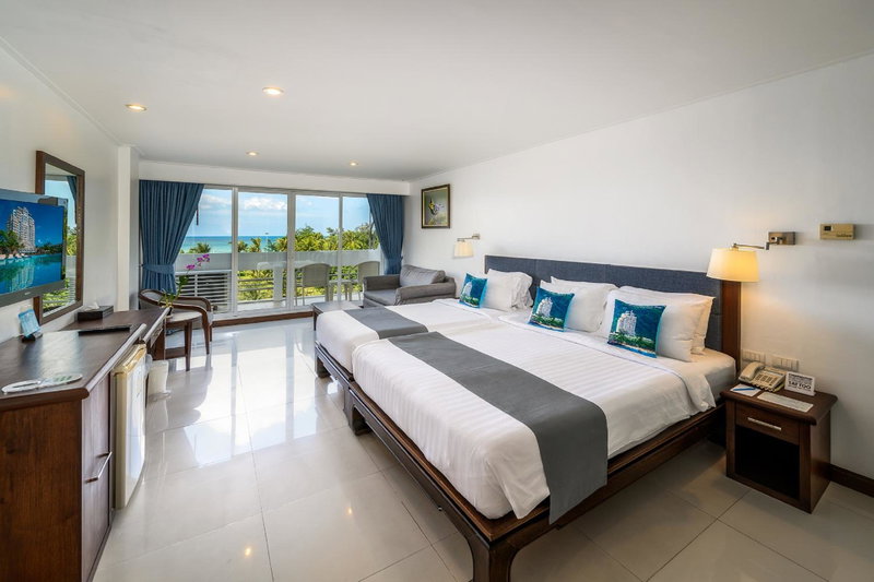 Andaman Beach Suites Hotel, Patong Phuket, คาทุ, ประเทศไทย