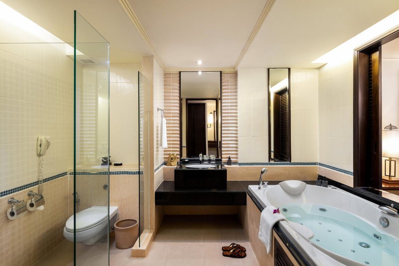 Patong Paragon Resort & Spa SHA Extra Plus, คาทุ, ประเทศไทย