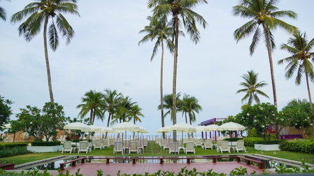APSARA Beachfront Resort and Villa, Takua Pa, ประเทศไทย