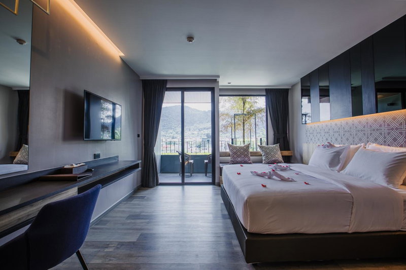Rak Elegant Hotel Patong, Kathu, Thailand