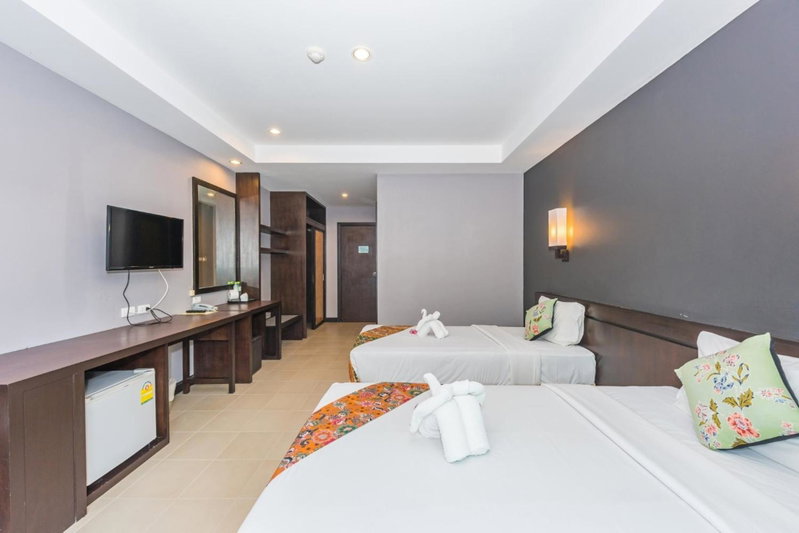 Tuana Hotels The Natural Resort, คาทุ, ประเทศไทย