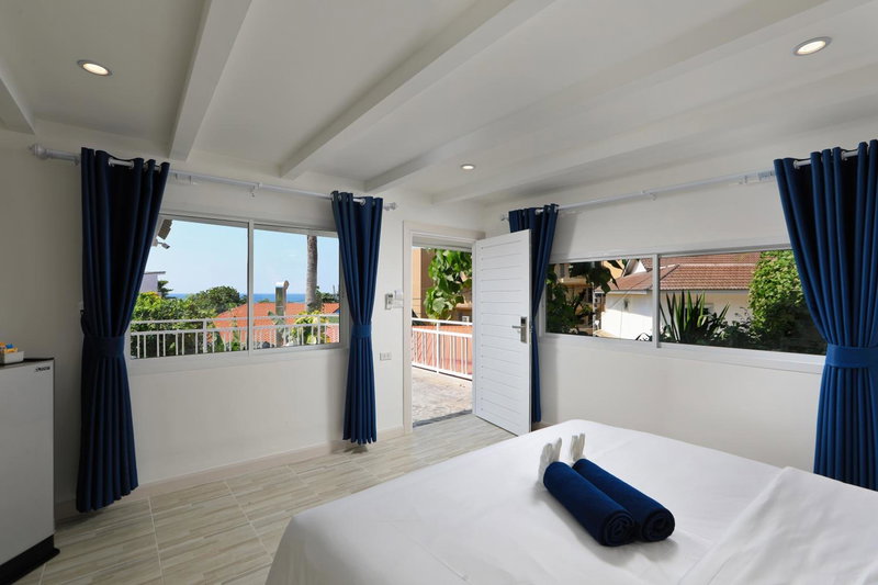 Kata White Villas, Ban Chalong, ประเทศไทย