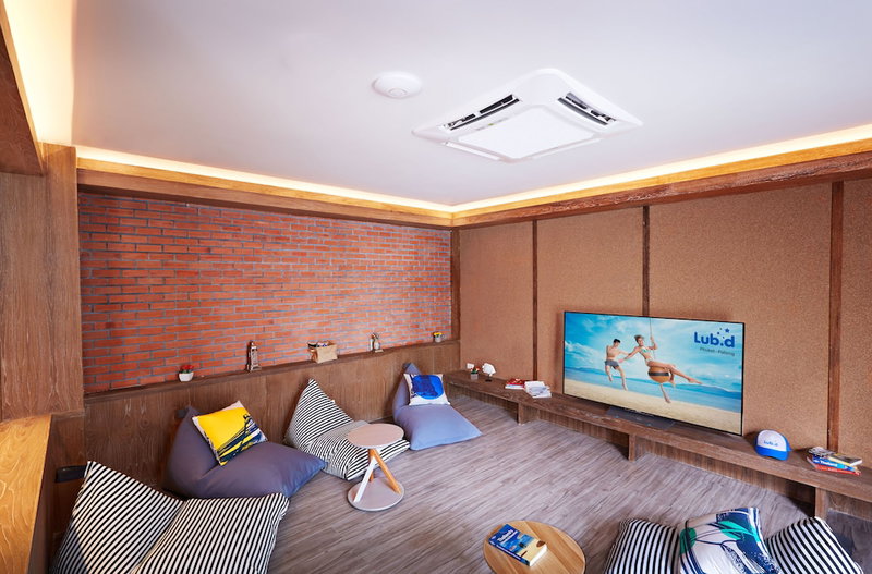 Lub d Phuket Patong, คาทุ, ประเทศไทย