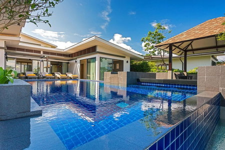 CASABAY Luxury Pool Villas by STAY, Ban Chalong, Thailand