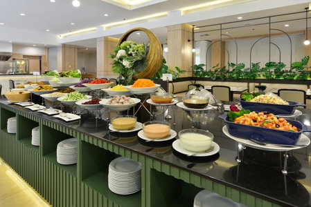 Twin Towers Hotel, Bangkok, Thailand