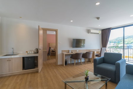 New Square Patong Hotel, คาทุ, ประเทศไทย