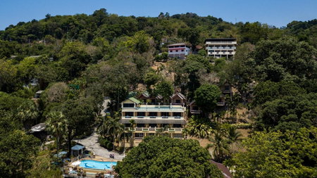 Baan Karon Hill Phuket Resort, Ban Chalong, ประเทศไทย