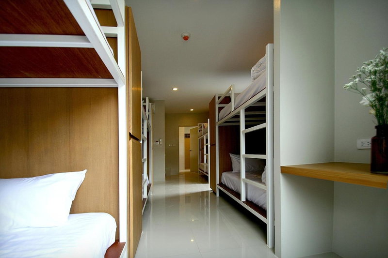 CHERN Bangkok, Bangkok, ประเทศไทย