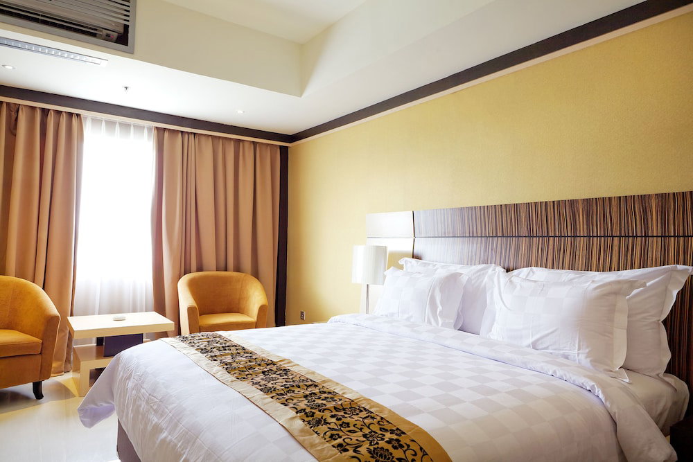 Nagoya Mansion Hotel & Residence, Indonesien