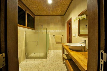 Three Monkeys Villas, Kuta, Indonesia