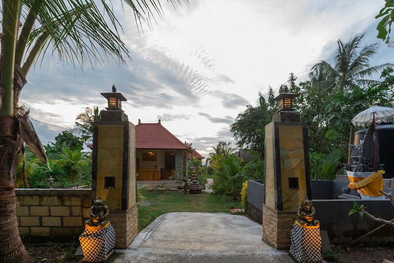 Penida Sunset Ocean View Bungalows, Klungkung, Indonesia