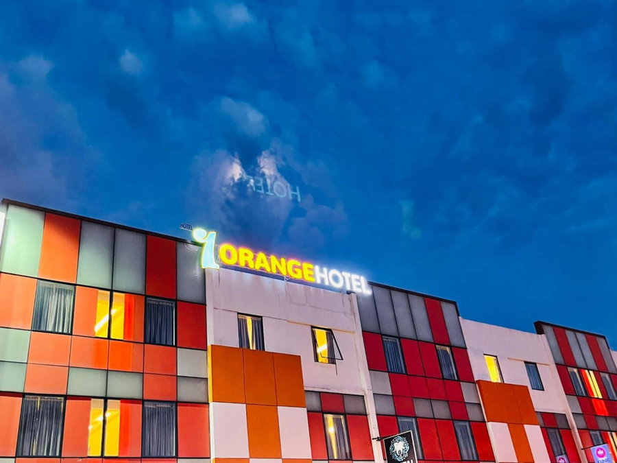 1 Orange Hotel KLIA & KLIA2, Kampung Baharu Nilai, Malaysia