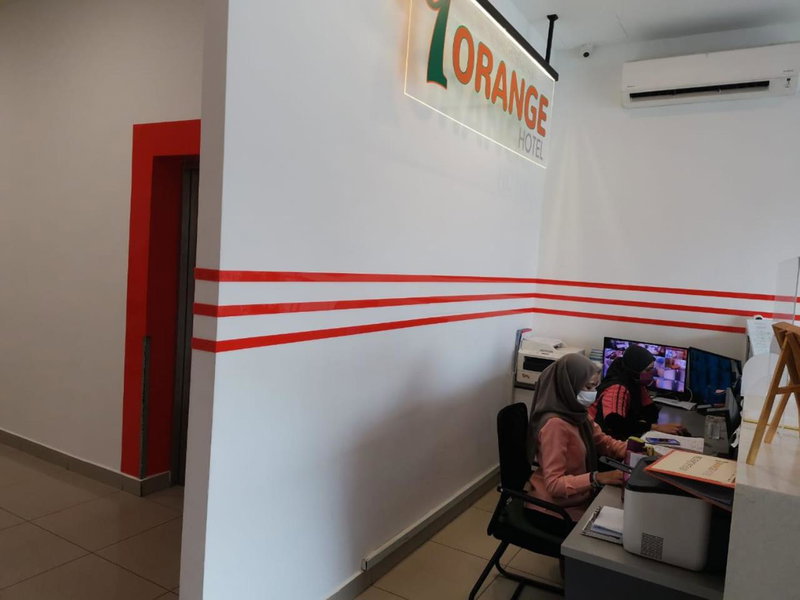 1 Orange Hotel KLIA & KLIA2, Kampung Baharu Nilai, Malaysia