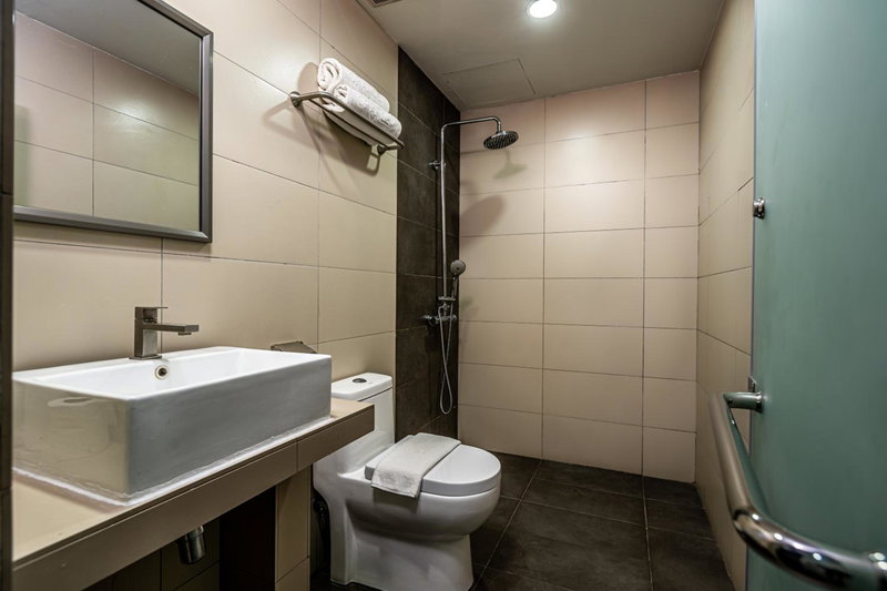 1 Orange Hotel KLIA & KLIA2, Kampung Baharu Nilai, Malaysia