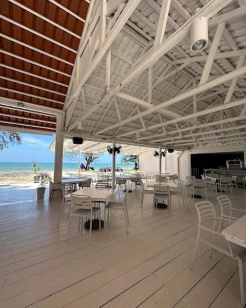 Adena Beach Resort, Kuantan, Malaisie