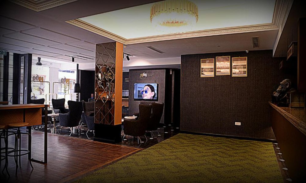 1969 Business Suites, Malasia