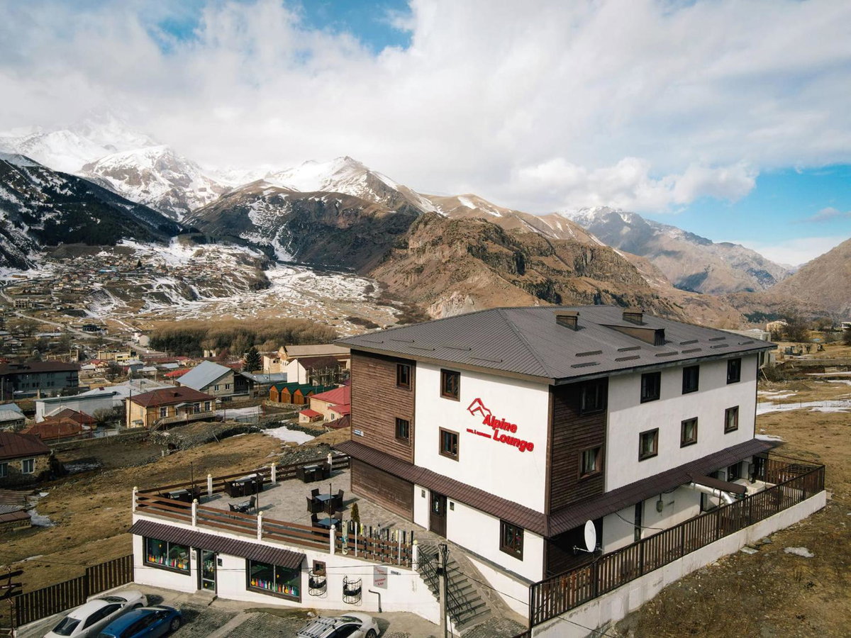 Hotel · Alpine Lounge Boutique Hotel, Stepantsminda