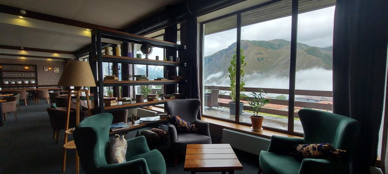 Alpine Lounge Boutique Hotel, Stepantsminda, Georgia