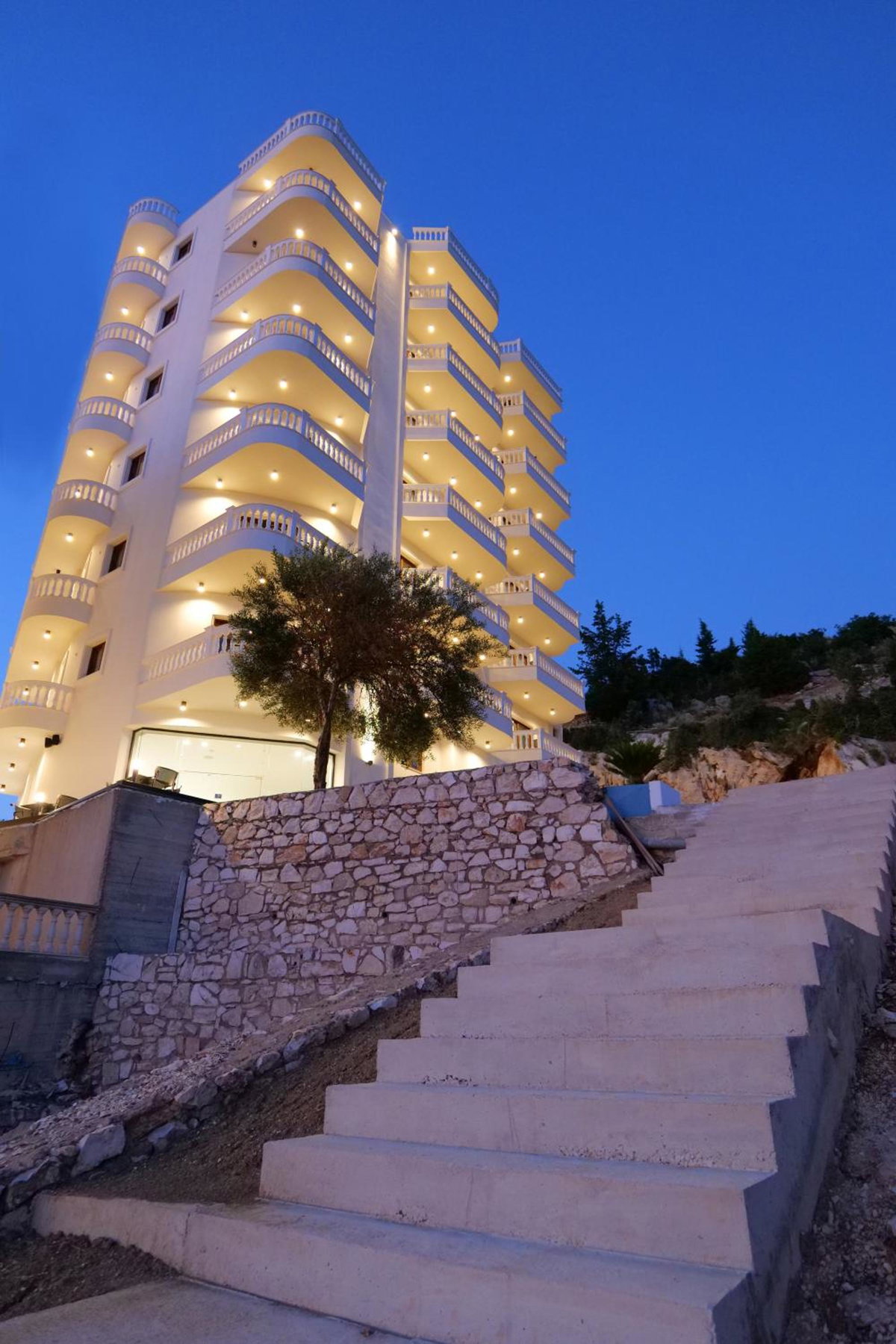 Hotel · Sky Way SKK Luxury Apartments, Sarande