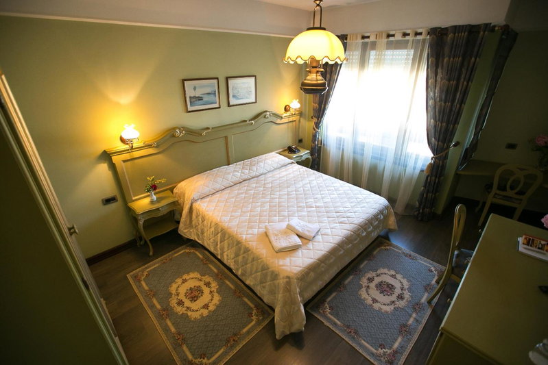 Hotel Victoria Tirana, Tirana, Albania