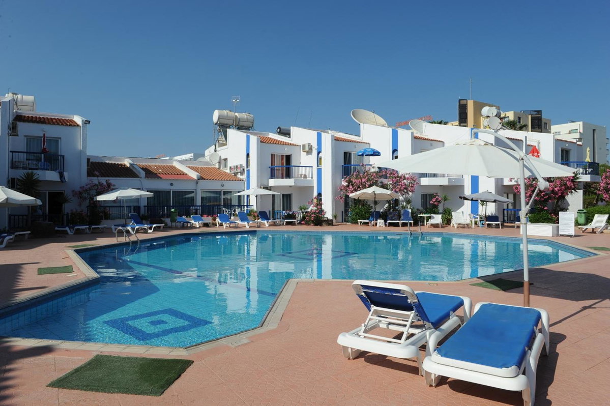 Отель · Alexia Hotel Apartments, Protaras