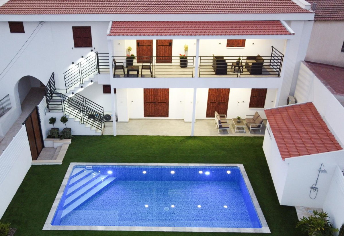 Hotel · Kamaroporta Luxury Apartments, Ayios Theodhoros
