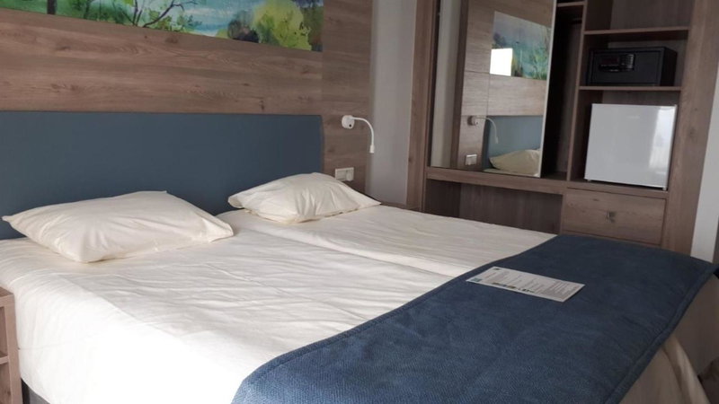 Karousos Beach Rooms, Protaras, Кипр