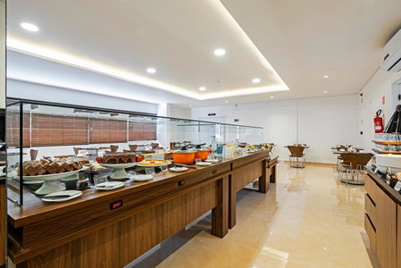 Slim Hotel Curitiba João Bettega, Curitiba, Brazil