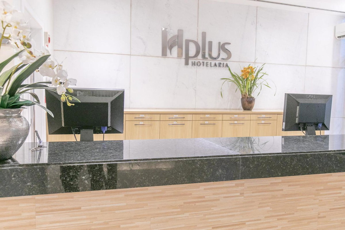 Hotel · Saint Moritz Hplus Express, Brasilia