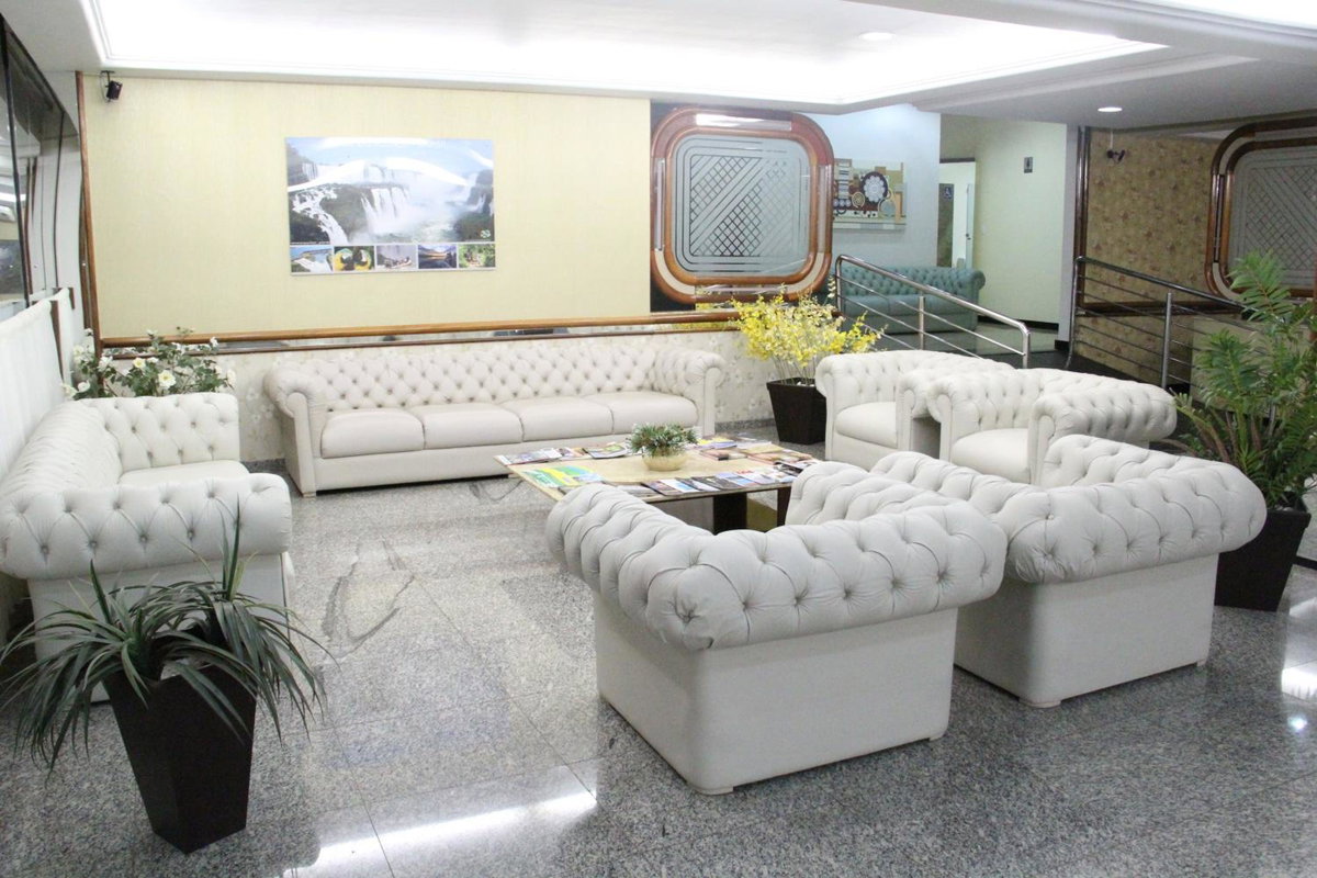 Hotel Monalisa, Brasil
