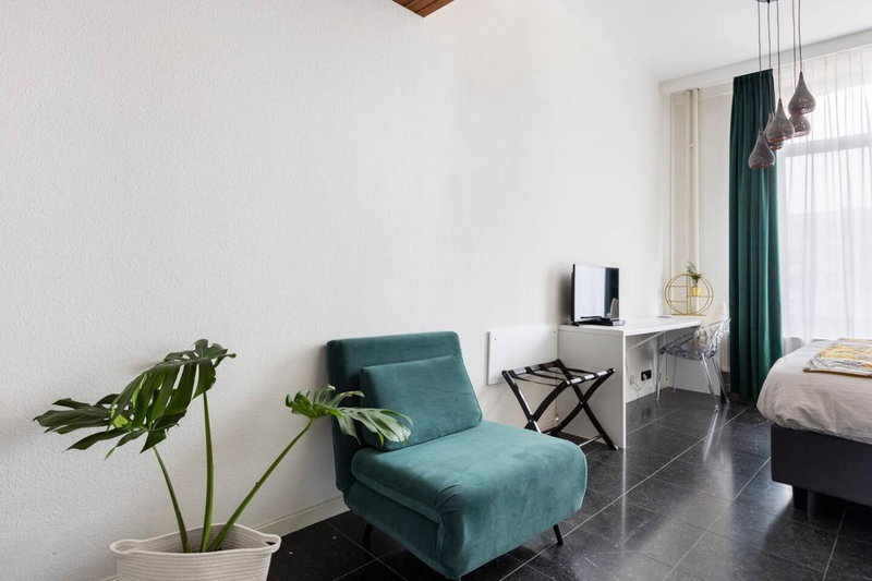 Riverview Studio in Historical Heart of Antwerp, Antwerpen, Belgique