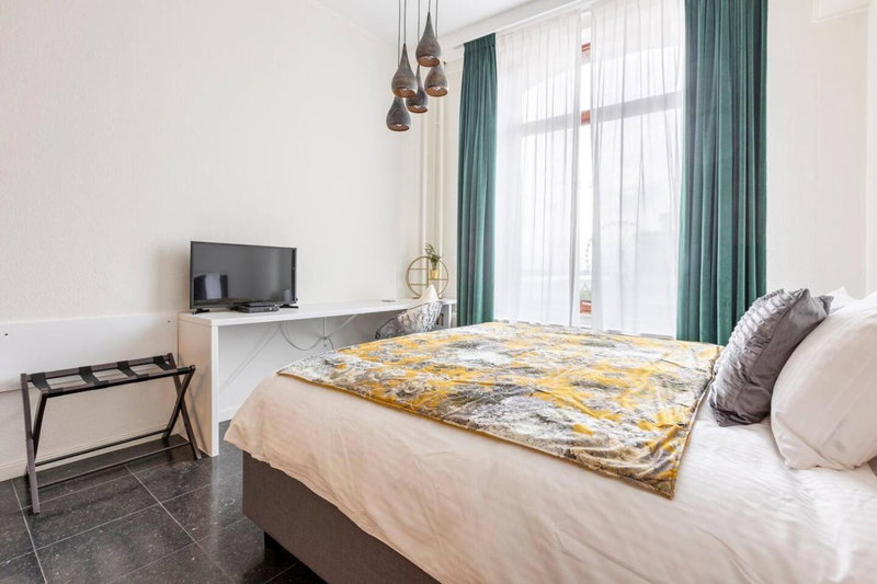 Riverview Studio in Historical Heart of Antwerp, Antwerpen, Belgique